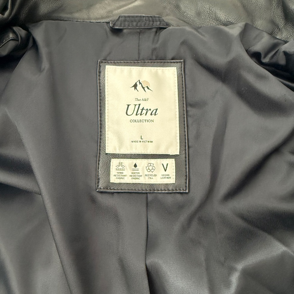 Abercrombie & Fitch Ultra Collection Vegan Leather Puffer Jacket – Black (Size L - Picture 2 of 3